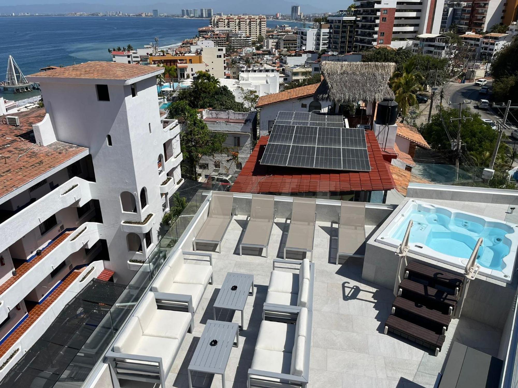 Vidalia - Modern With Rooftop Terrace And Gym *