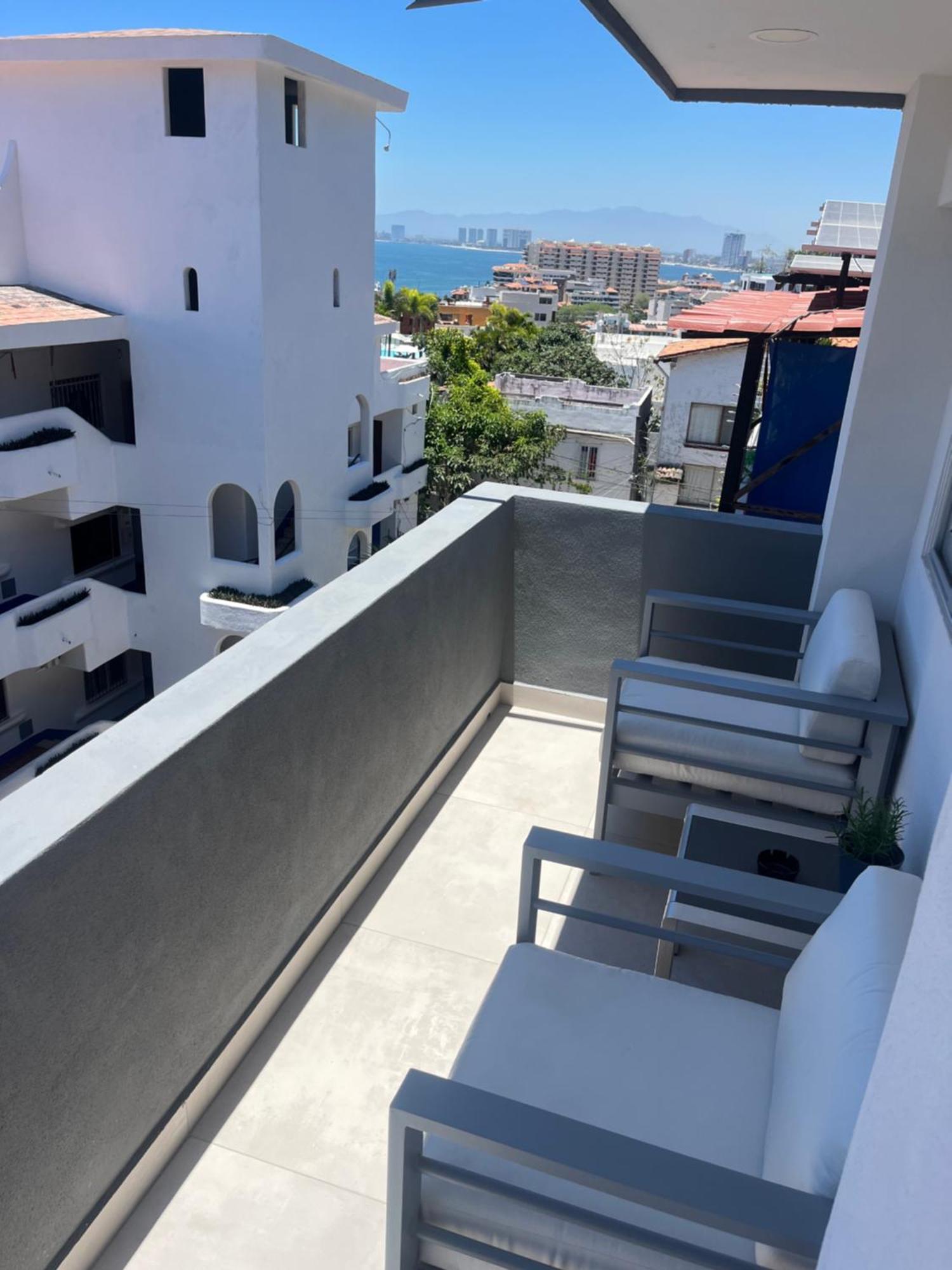Vidalia - Modern With Rooftop Terrace And Gym *